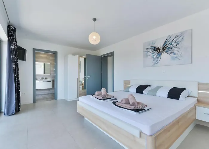 펜션 East By Interhome Tribalj